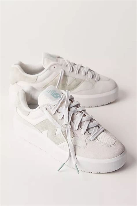 302 court sneakers